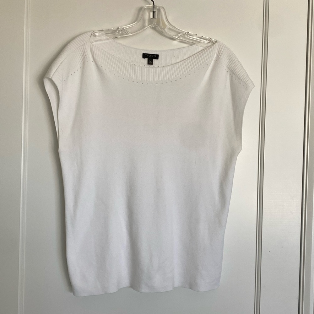Talbots. PL white cotton blend sleeveless top.